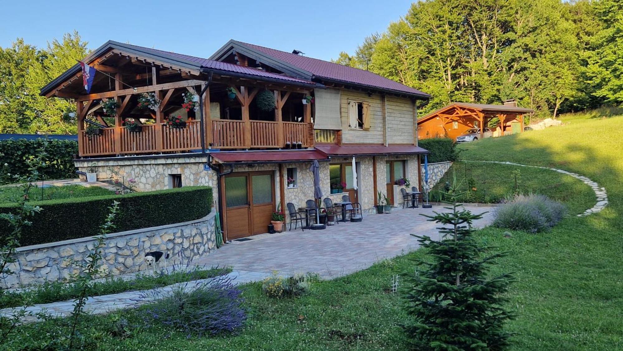 Apartmán Plitvice Zg Smoljanac Exteriér fotografie